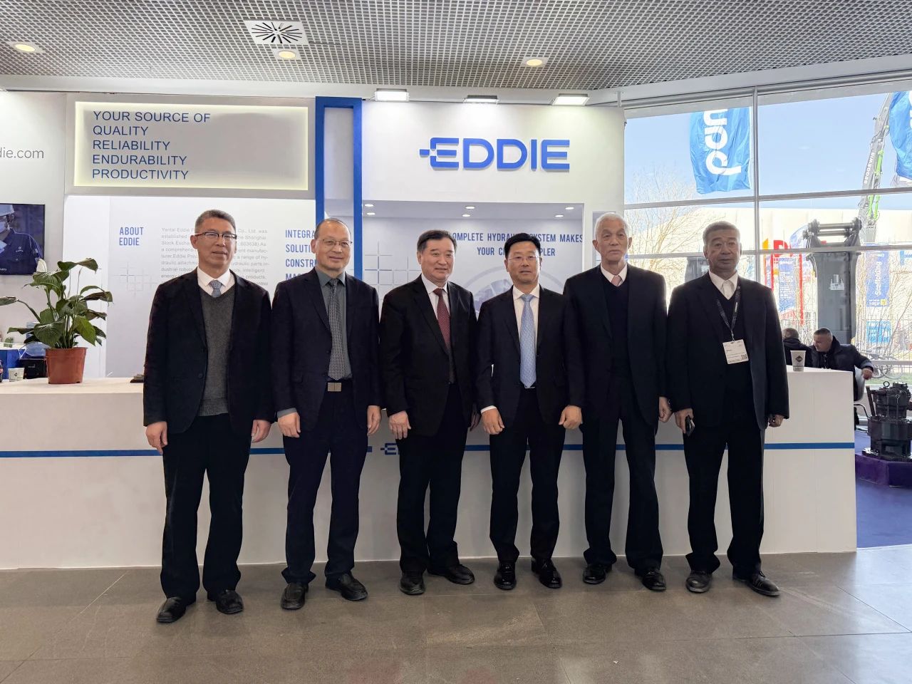 苏子孟会长等到访开元KYCC精密bauma 2025展台